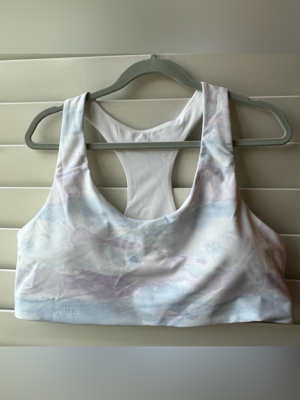 Old Navy New XL,XXL Pastel Watercolor Racerback Sports Bra - White/Pink/Lavender